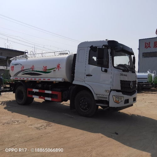 東風(fēng)十噸多功能灑水車(chē) 大型環(huán)衛(wèi)重器，護(hù)航綠色征程